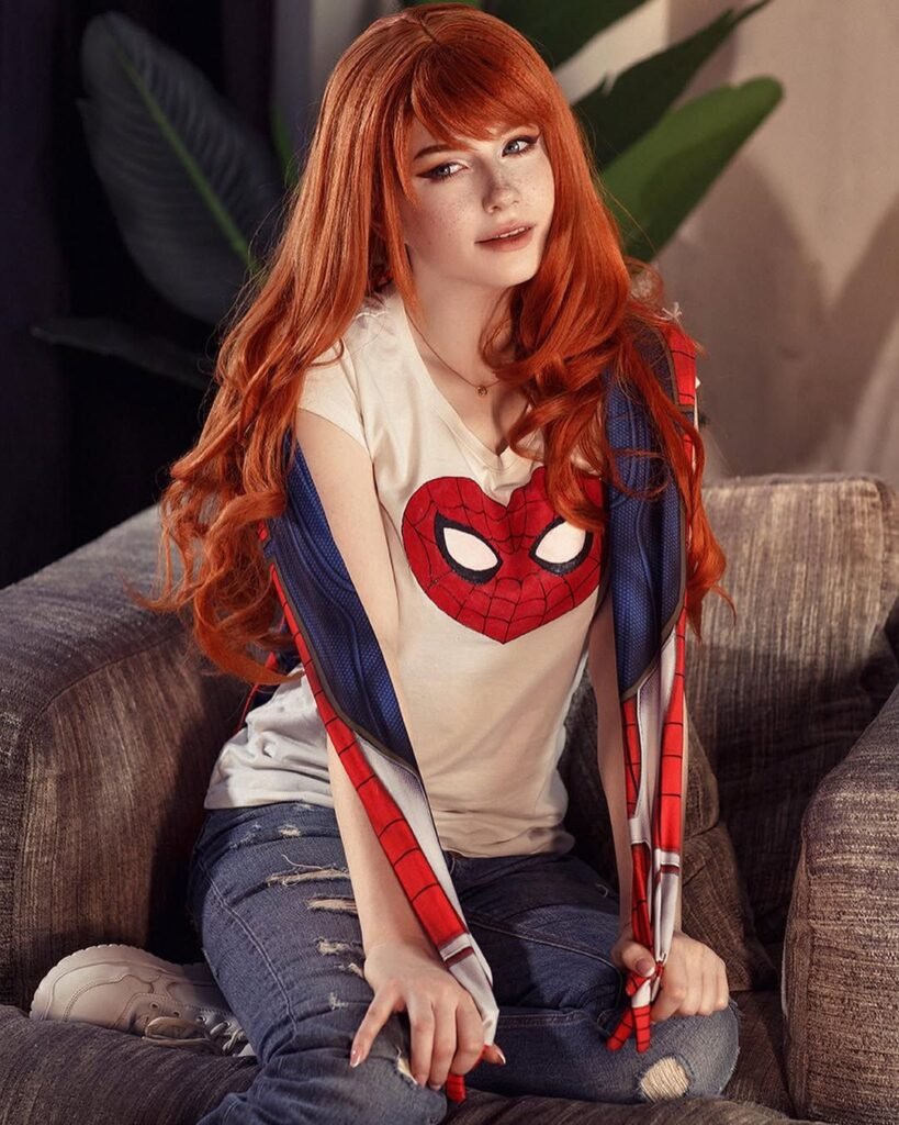 mary jane marvel comics cosplay christina volkova